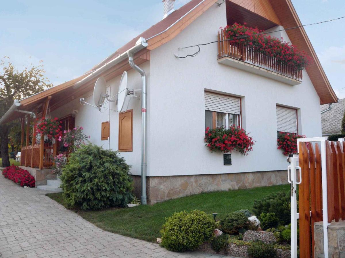 Apartment In Balatonlelle/Balaton 19048 Balatonboglár 외부 사진